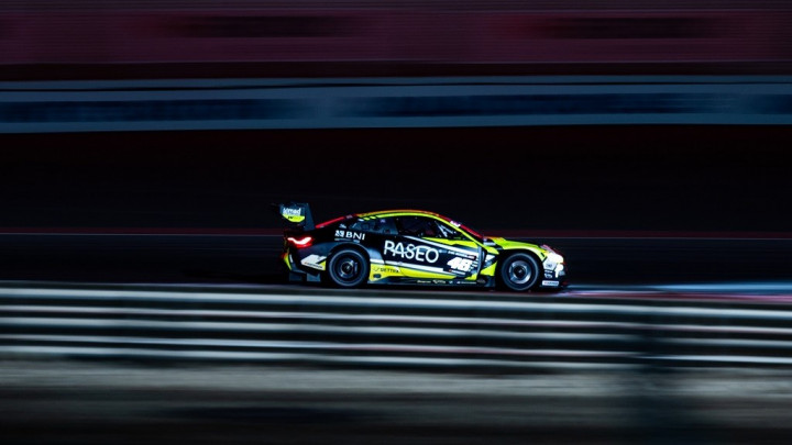 Sean Gelael Tercepat di WRT 46, Start P8