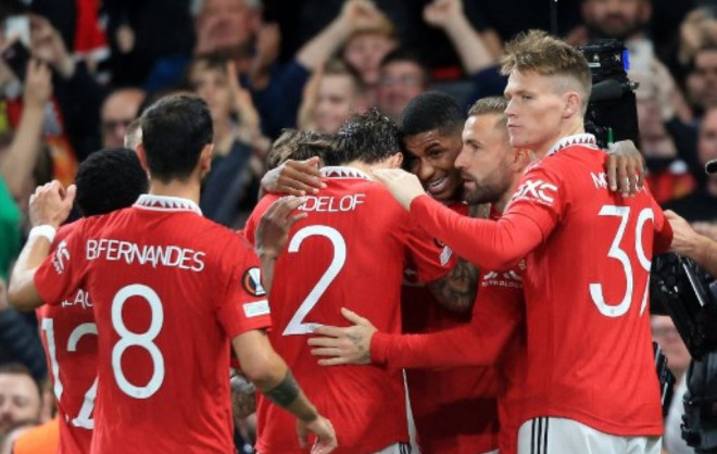 Manchester United dijadwalkan akan menghadapi Charlton Athletic di babak perempat final Piala Liga Inggris 2022/2023. (Foto: AFP/Lindsey Parnaby)