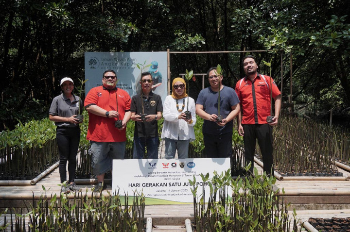 Memupuk Kesadaran Lingkungan di Hati Komunitas Otomotif