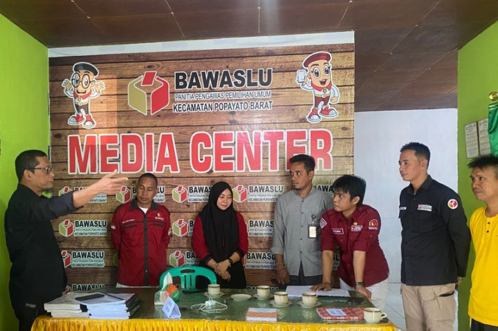 Bawaslu Gorontalo Perkuat Pemahaman Regulasi Panwaslu Kecamatan