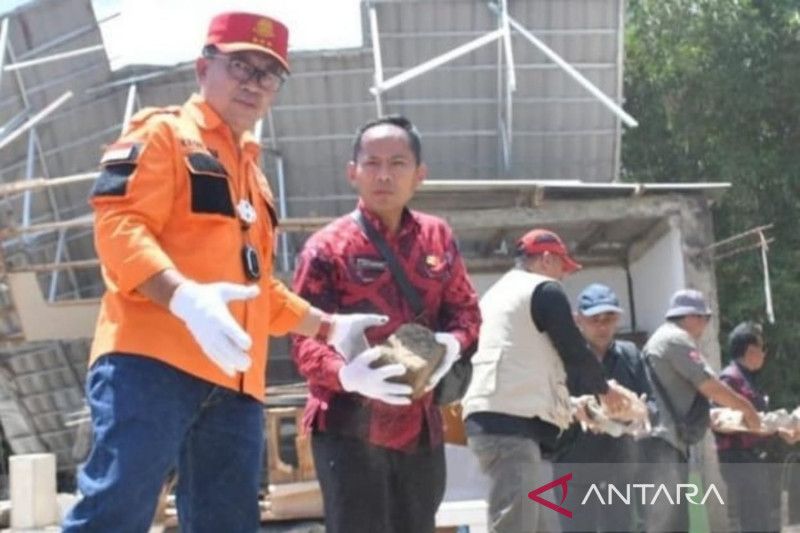 Bupati Cianjur Tegaskan Rumah Rusak Akibat Gempa Dapat bantuan