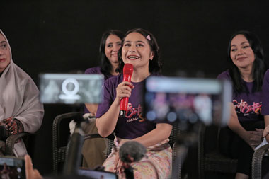 Prilly Latuconsina Perankan Karakter Legendaris dalam Film Gita Cinta Dari SMA