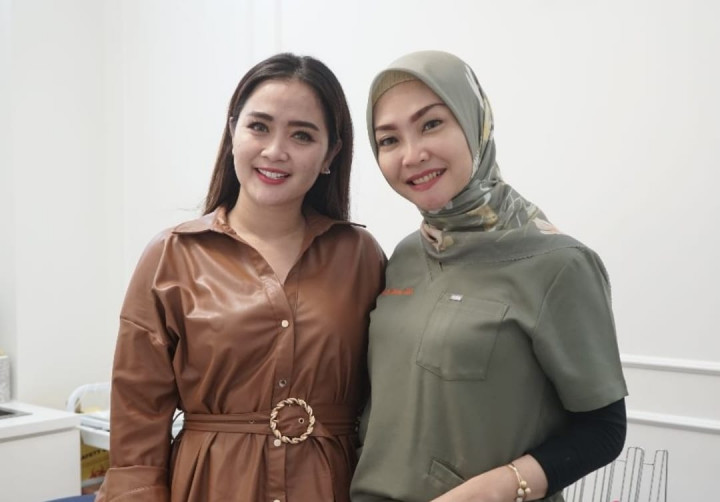 Trik Vega Darwanti Dapat Uang Bulanan Lebih dari Suami