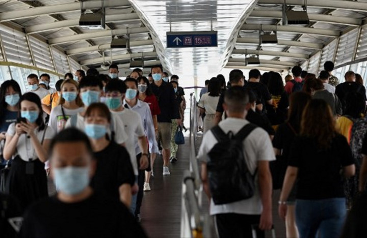 Pertama dalam 6 Dekade, Populasi Penduduk Tiongkok Berkurang