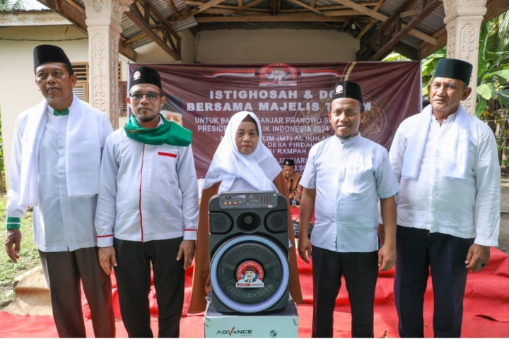 Tingkatkan Syiar Islam, Relawan Sumbang Pengeras Suara ke Majelis Taklim di Serdang Bedagai