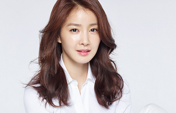 Ajak Anak Mendaki Gunung, Artis Ini Dikecam