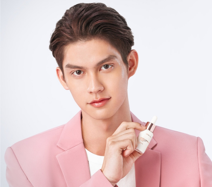 Ambil Langkah Berbeda, Brand Skincare Lokal Ini justru Gandeng Aktor Thailand