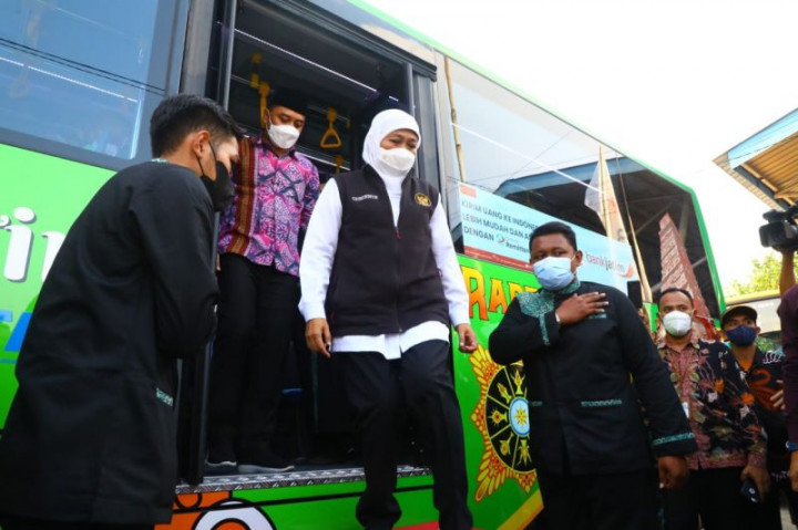 Khofifah Tambah 10 Bus Trans Jatim, Beroperasi April 2023