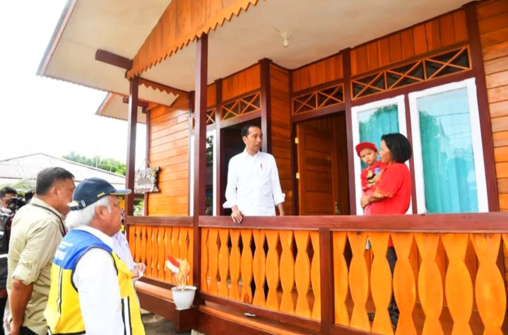 Foto: Jokowi Tinjau Kawasan Wisata Bunaken