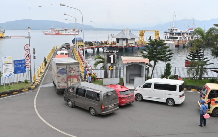 LIbur Imlek, ASDP Imbau Calon Penumpang Penyeberangan Merak-Bakauheni Pesan Tiket H-1