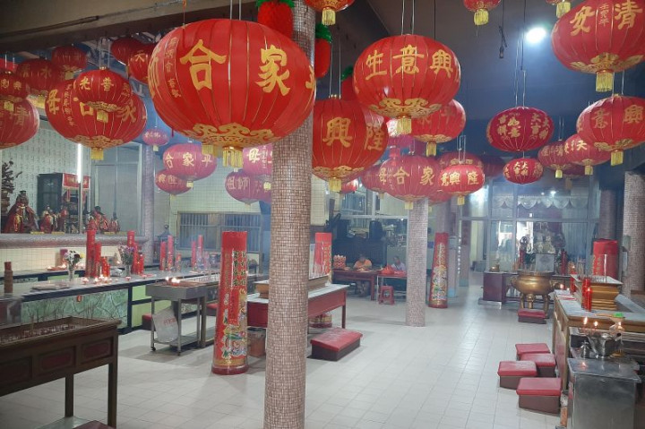 Vihara Tertua di Tanjungpinang Bersolek Jelang Perayaan Imlek