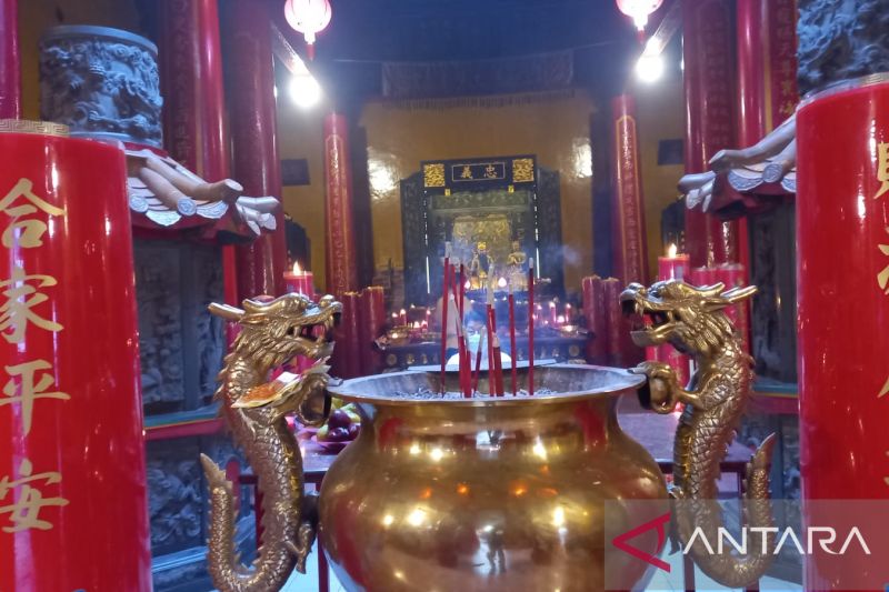 Ratusan Wisatawan Kunjungi Klenteng Tertua di Pangkalpinang