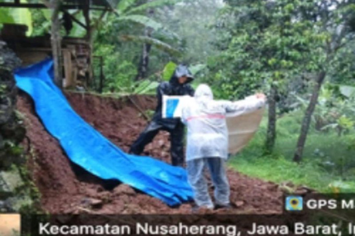 Longsor di Kuningan Jabar, 1 Warga Tewas