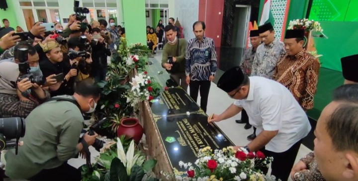 Adaptasi Perkembangan Zaman, Menag Yaqut Resmikan 6 Madrasah Digital di Malang