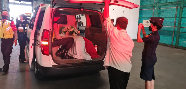 Jenazah Dubes RI untuk Italia Disambut Prosesi Kenegaraan