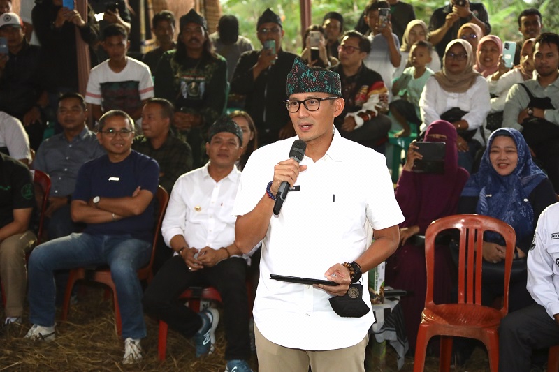 Menparekraf Dorong Komunitas Film Desa Baros untuk Ciptakan Peluang Kerja