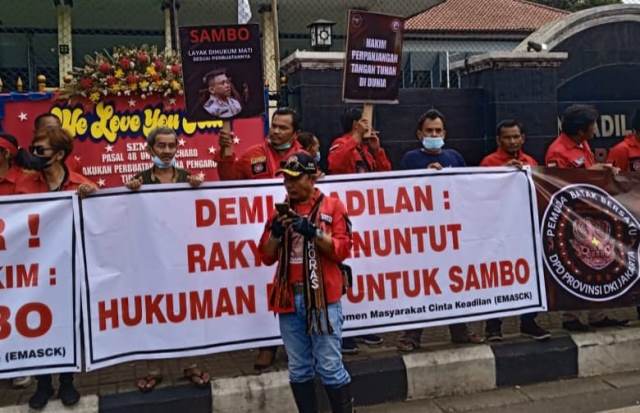 Hakim Diminta Tak Gentar Vonis Mati Ferdy Sambo