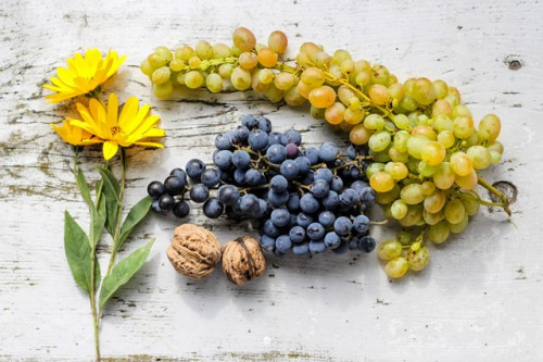 Penting untuk mengawasi porsi dalam mengonsumsi buah terlebih lagi bagi penderita diabetes. (Foto: Ilustrasi/Dok. Unsplash.com)