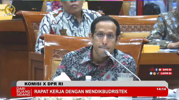 Nadiem: Pemda Tak Ajukan dan Angkat Guru PPPK Tidak Dapat DAU