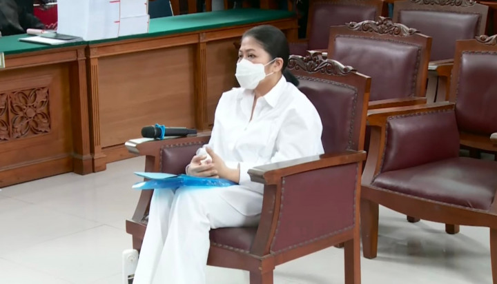 Sampaikan Pembelaan, Putri Candrawathi Merasa Dicecar Tuduhan yang Mengada-ada