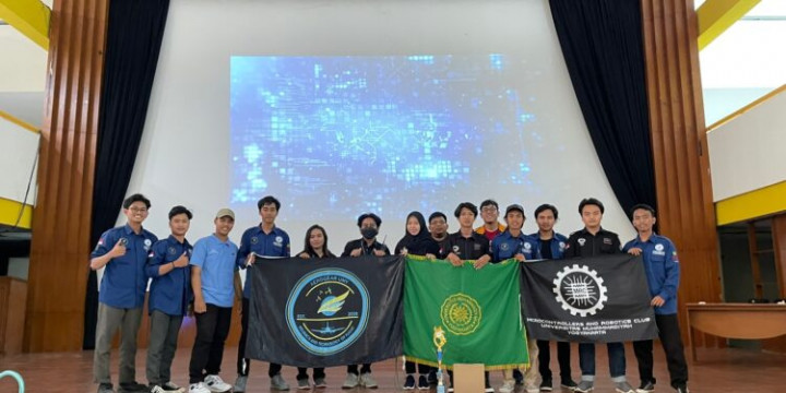 Drone Bikinan Mahasiswa UMY Sabet Juara 2 dalam Kompetisi Nasional Technogine 2022
