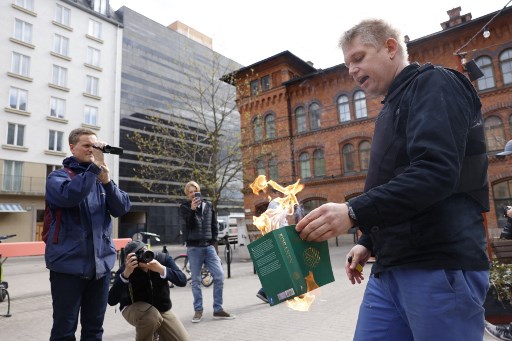 Kemenlu Panggil Dubes Swedia, Kutuk Pembakaran Al-Qur'an