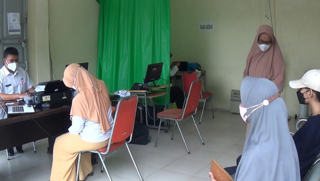 Warga Semarang Antusias Ikut Vaksinasi Booster Kedua