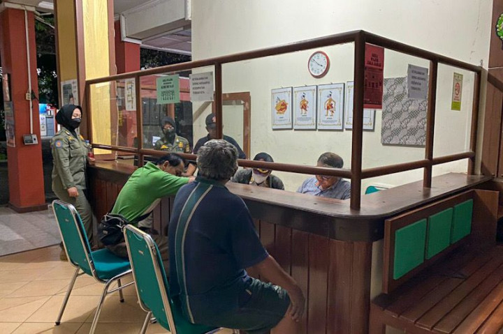 4 Warga Yogyakarta Ditangkap saat Buang Sampah Sembarangan