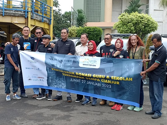 <i>Drive for Edu</i> Salurkan Donasi Senilai Rp68 Juta Bantu Sekolah Terdampak Gempa Cianjur