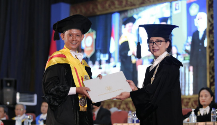 UGM Cetak Doktor Double Degree Pertama Kerja Sama dengan University of Montpellier
