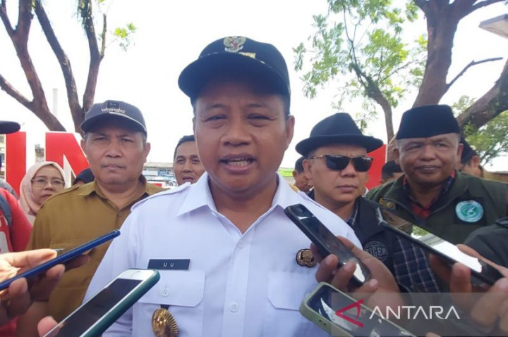 Wagub Jabar Minta Warga Tak Terpancing Pembakaran Al-Qur'an di Eropa