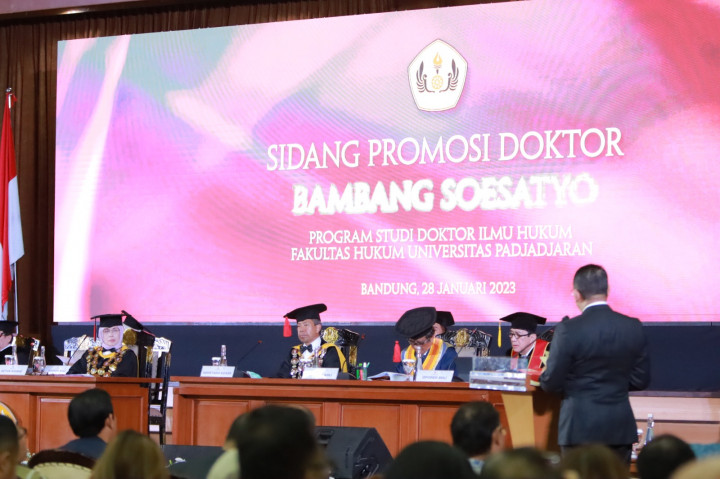 Ketua MPR Bamsoet Raih Doktor di Unpad, Cum Laude dengan IPK Sempurna
