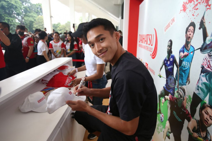 Jojo Sapa Penggemar di Istora