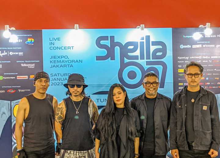 Teman Seperjuangan, Cokelat Bangga Jadi Band Pembuka Konser Sheila On 7
