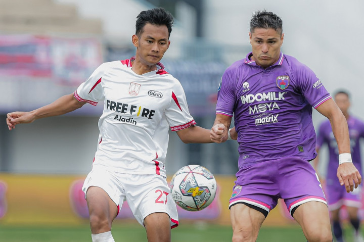 Bus Persis Solo Diserang Oknum Suporter seusai Bertandang ke Markas Persita