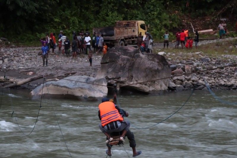 Penyebab Jembatan Gantung di Diguel Tumbang Hingga Prajurit TNI Hilang