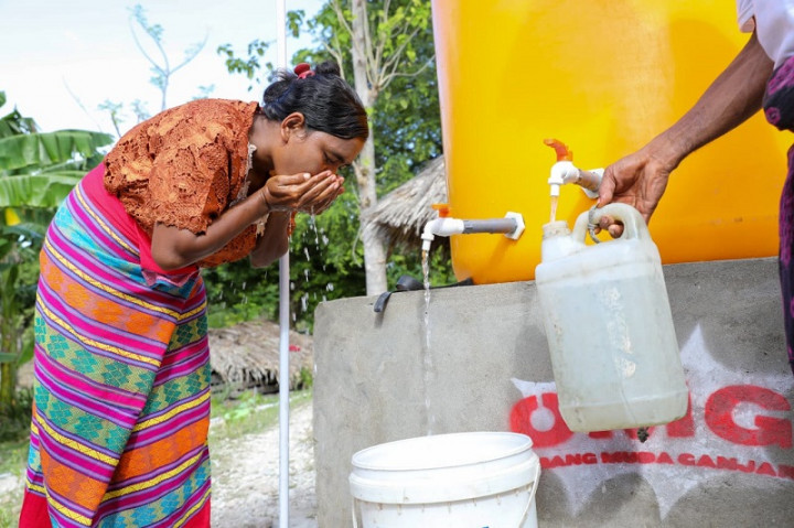 Para Pemuda di NTT Mempermudah Akses Air Bersih Warga Desa Tuapukas