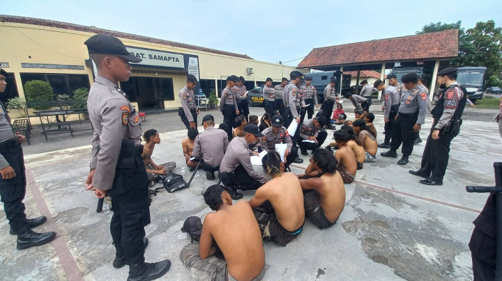 Razia Anak Punk di Cirebon, Polisi Dapati 2 Orang Dalam Kondisi Hamil