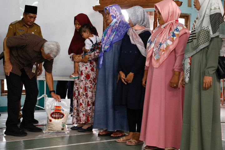 Gubernur Jateng Luncurkan Beras Fortifikasi untuk Tekan Stunting