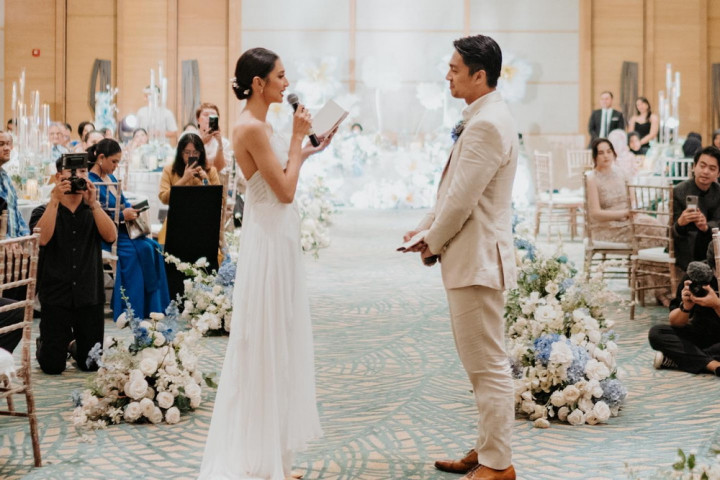 Usai Menikah, Mikha Tambayong Tulis Pesan Manis Buat Deva Mahenra