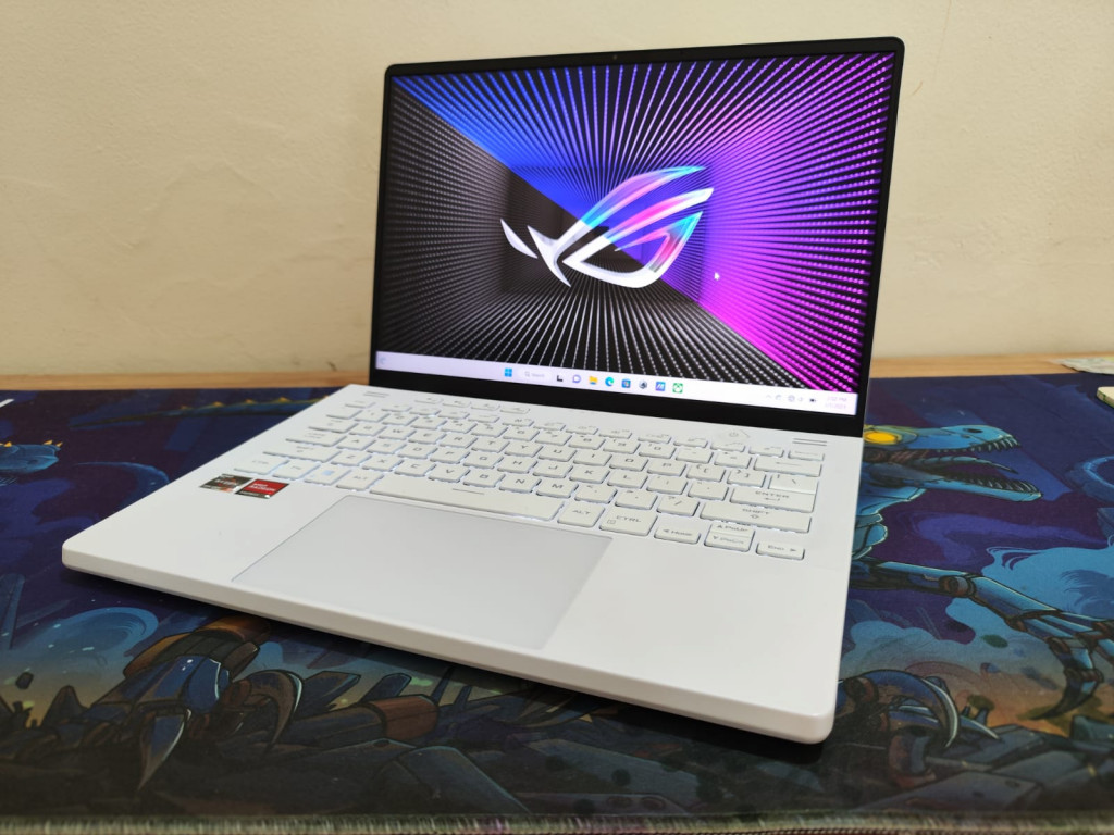 Asus ROG Zephyrus G14 2022.