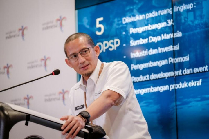 Minta Milenial Bergerak, Sandiaga: Jangan jadi Kaum Rebahan