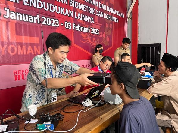 Jelang Pemilu 2024, 1.885 Warga Binaan di Rutan Salemba Rekam e-KTP