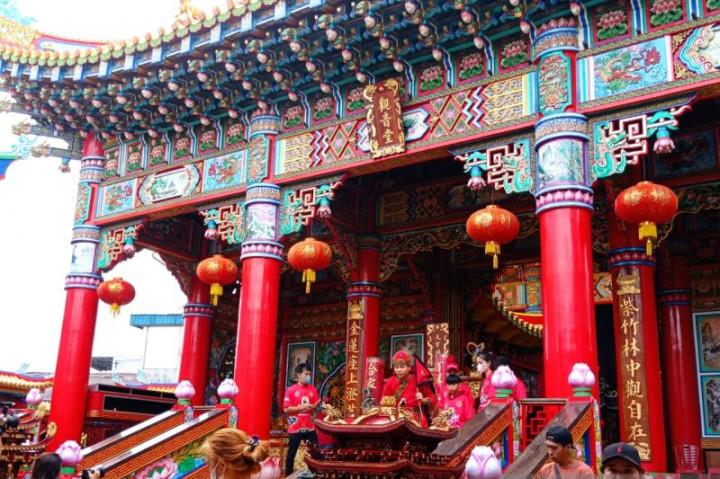 Ratusan Tatung Ritual 'Cuci Jalan' di Singkawang Sambut Cap Go Meh