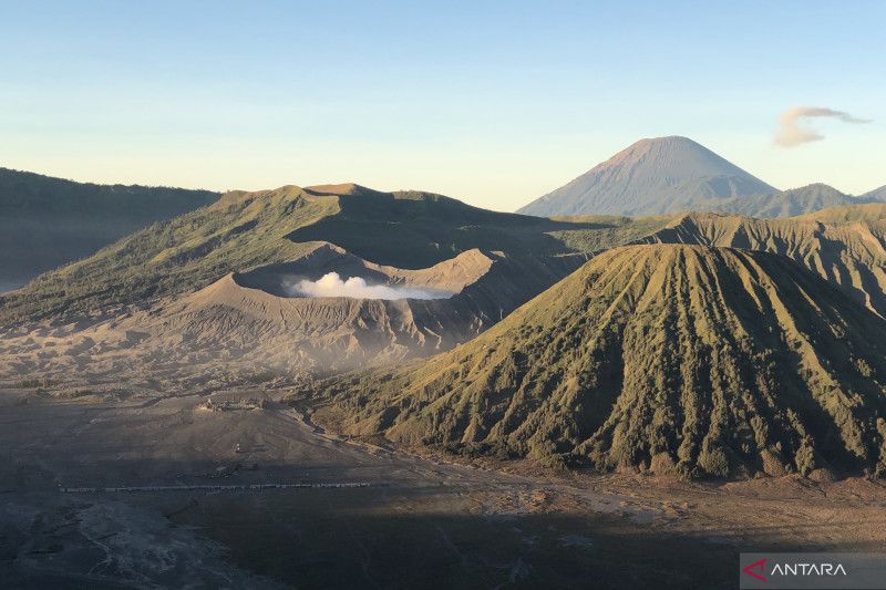 Balai Besar TNBTS Imbau Warga Waspada Peningkatan Aktivitas Bromo