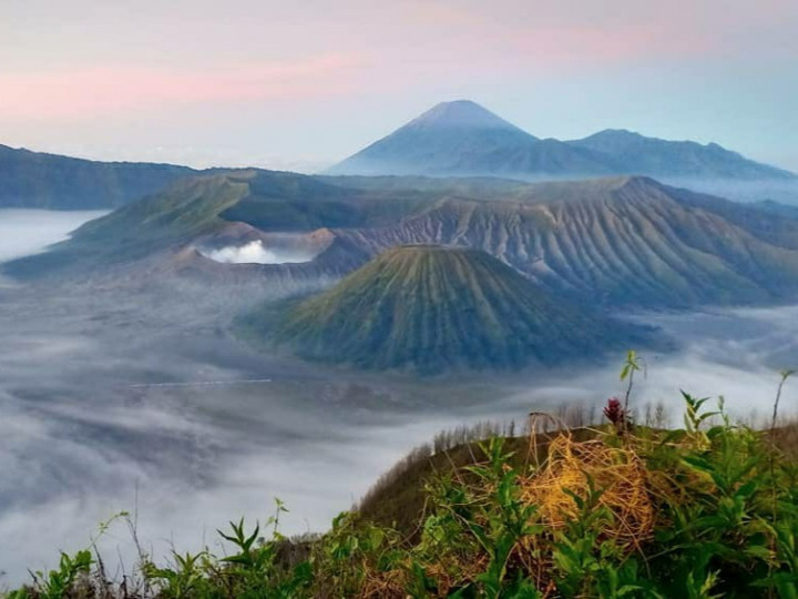 Aktivitas Gunung Bromo Meningkat