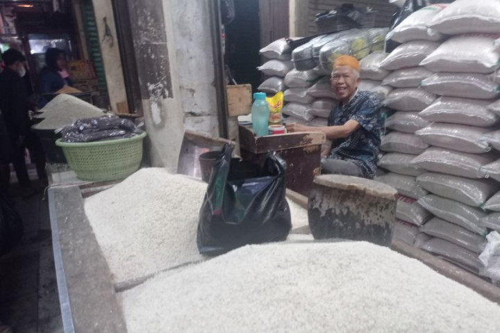 Harga Beras Naik, Pedagang di Lebak Banten Kelimpungan