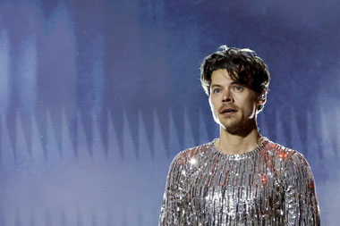 Harry Styles Sabet Grammy Awards Kategori Album Pop Terbaik, Kalahkan Adele dan Coldplay