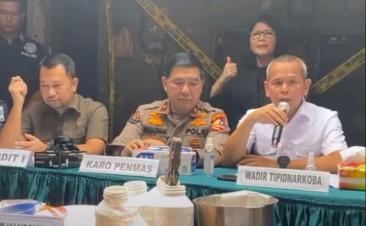 Bareskrim Polri Bongkar Produsen Rumahan Ekstasi di Permukiman Padat
