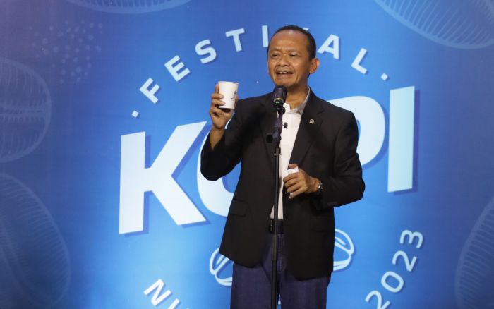 Pakar Sebut Gaya Komunikasi Menteri Bahlil Tegas Lawan Uni Eropa